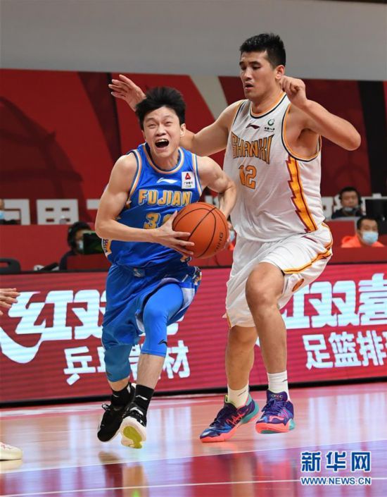 (体育)(8)篮球——CBA第一阶段:山西汾酒股份胜福建豹发力