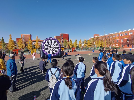 鹤壁举行首届校园足球文化节