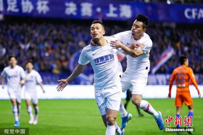 资料图：上赛季帮助申花拿下足协杯冠军的金信煜，本赛季遭遇长期伤缺。