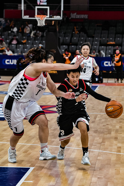 第23届中国大学生篮球联赛在武汉揭幕