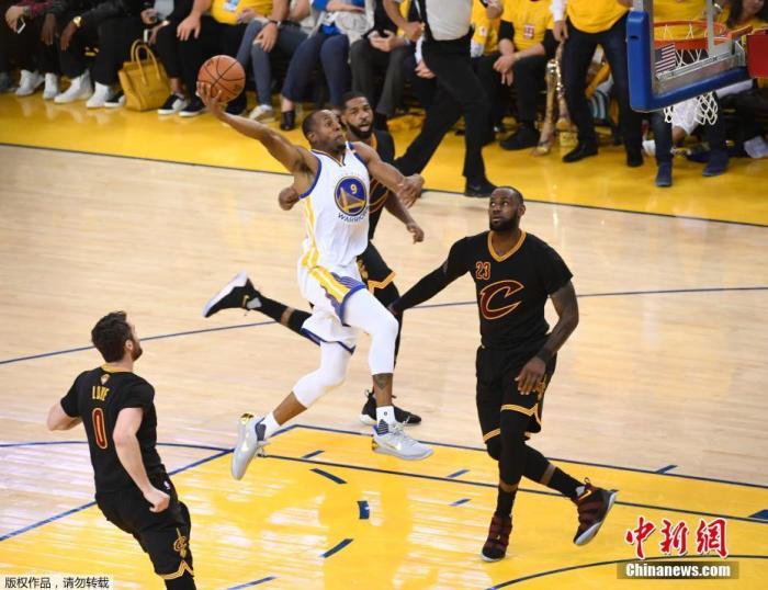 资料图：伊戈达拉在比赛中。