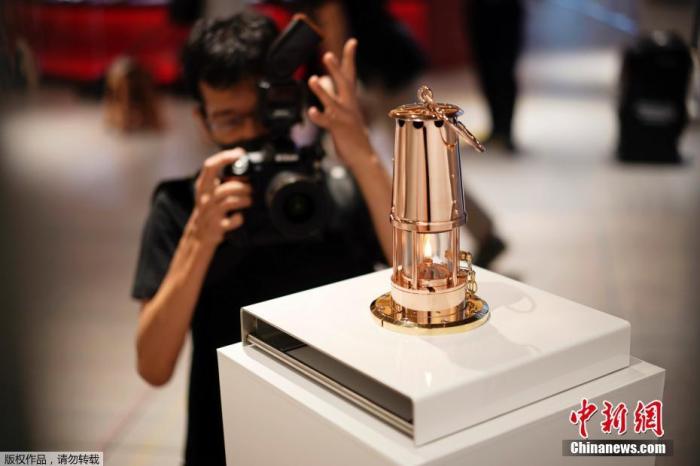 当地时间8月31日,东京奥运会圣火在日本奥林匹克博物馆公开亮相,从9月1日起,圣火将在这里进行为期两个月的展览。 当地时间8月31日,东京奥运会圣火在日本奥林匹克博物馆公开亮相,从9月1日起,圣火将在这里进行为期两个月的展览。