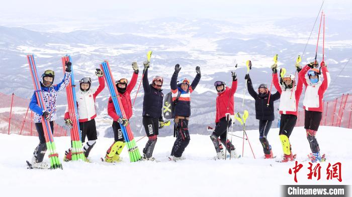 这是疫情以来，黑龙江省举办的首场省级滑雪比赛。黑龙江省体育局提供