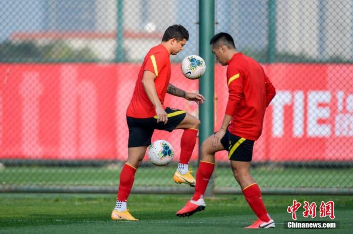 资料图:艾克森(左)与唐淼在国家队训练中。 中新社记者 骆云飞 摄 资料图:艾克森(左)与唐淼在国家队训练中。 /p中新社记者 骆云飞 摄