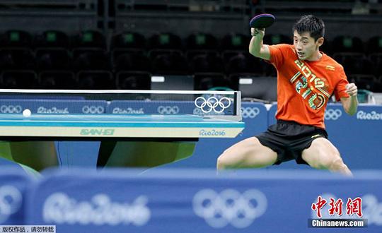 里约奥运会乒乓球男子单打第三轮，中国选手张继科连下4局晋级第四轮，为里约之行打响开门红。
