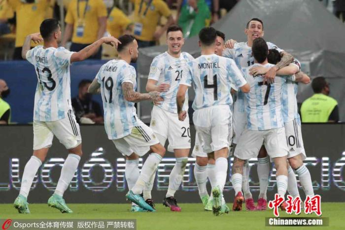阿根廷队庆祝夺冠。图片来源：Osports全体育图片社