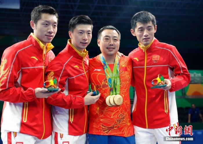 2016里约奥运男子乒乓球团体，中国队获得冠军。/p中新网记者 盛佳鹏 摄